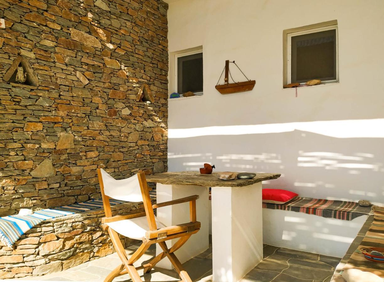 Aparthotel Το Κατἑ Artemonas Exterior foto
